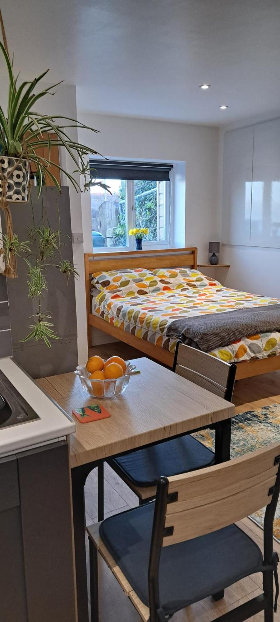 Modern Studio Apartment With Outstanding Views, Sleeps 2 Newlyn Luaran gambar